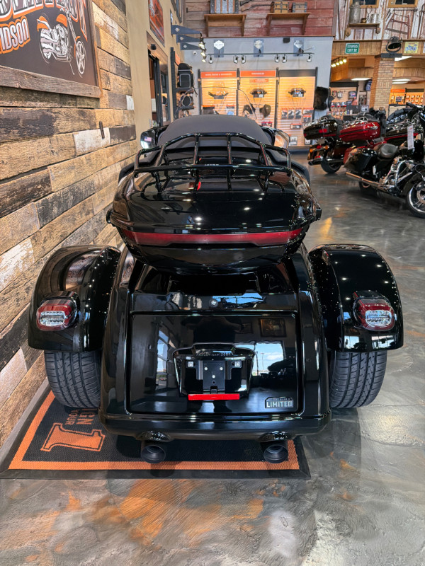 Street Glide® 3 Limited