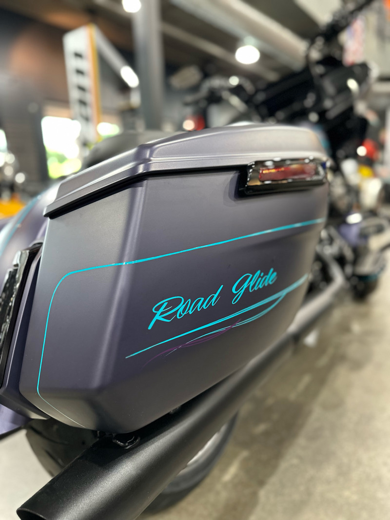 Road Glide®