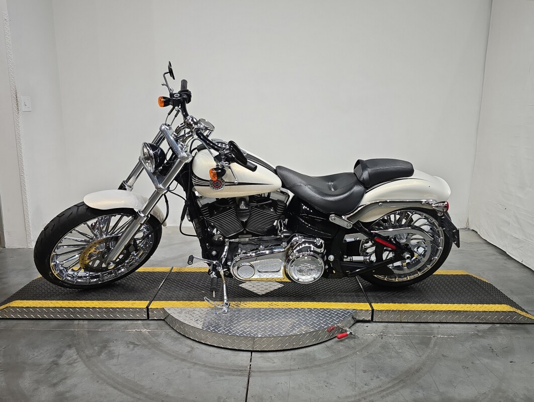 Softail® Breakout®