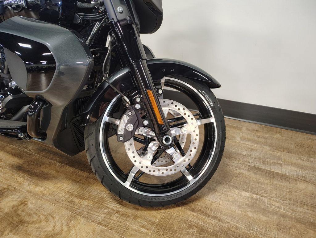Street Glide® Ultra