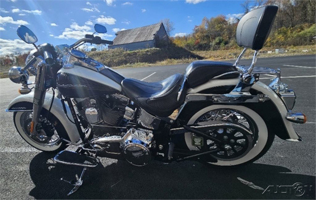 Softail® Deluxe