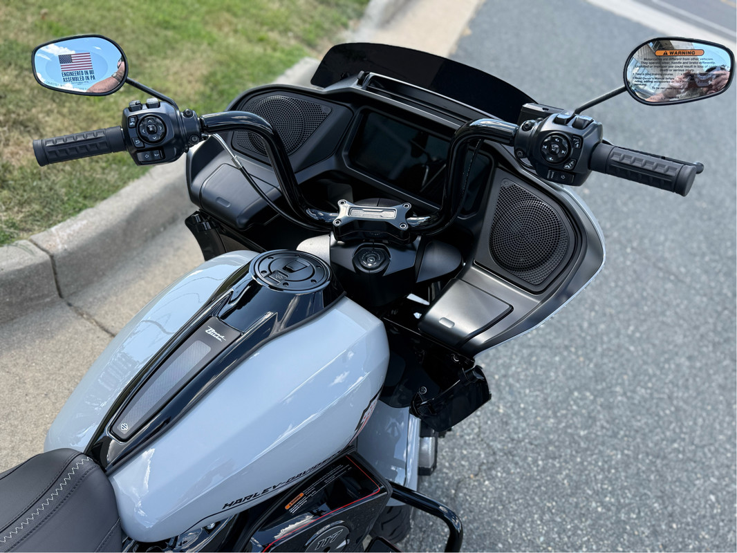 Road Glide®