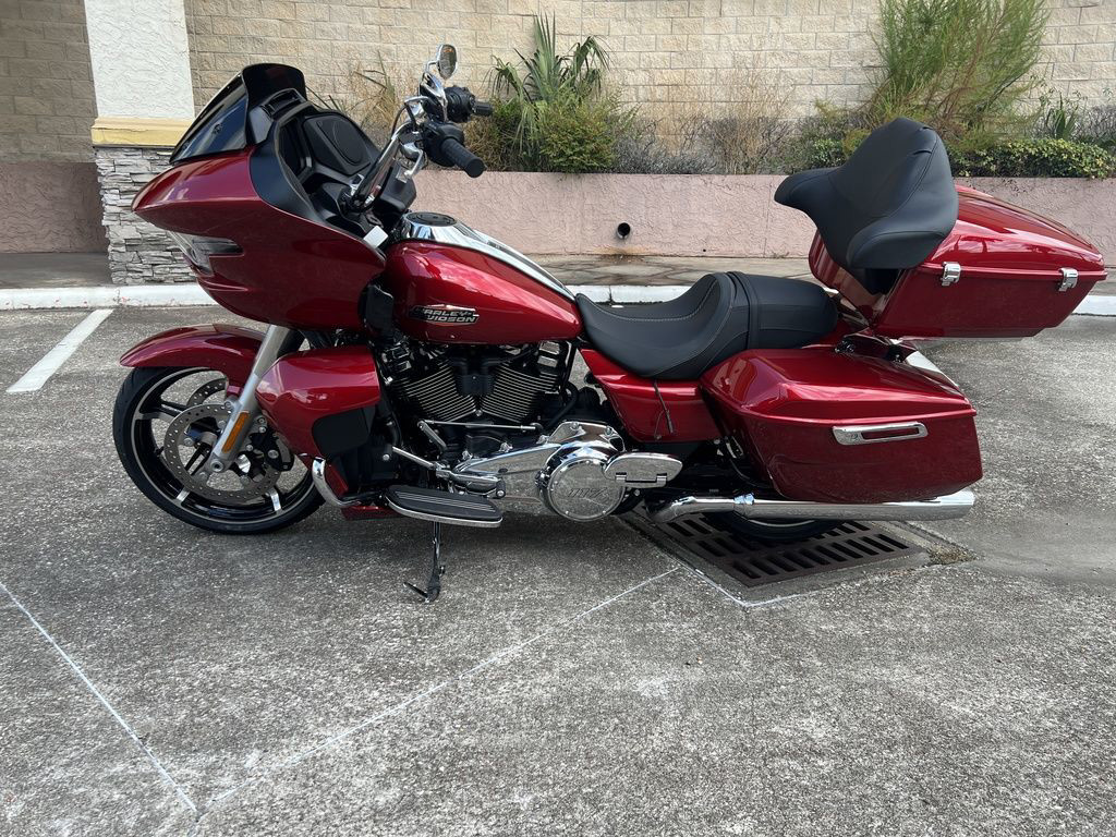 Road Glide®