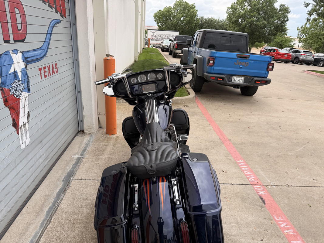 CVO® Street Glide®