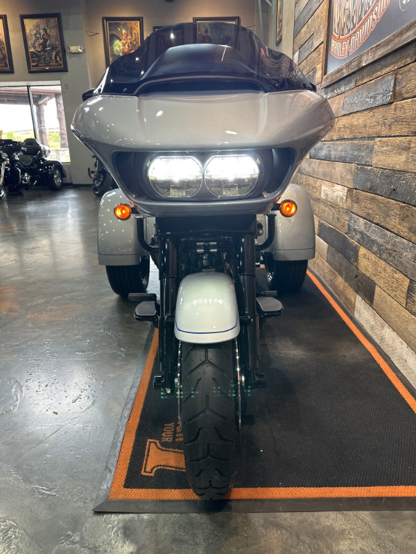 Road Glide® 3