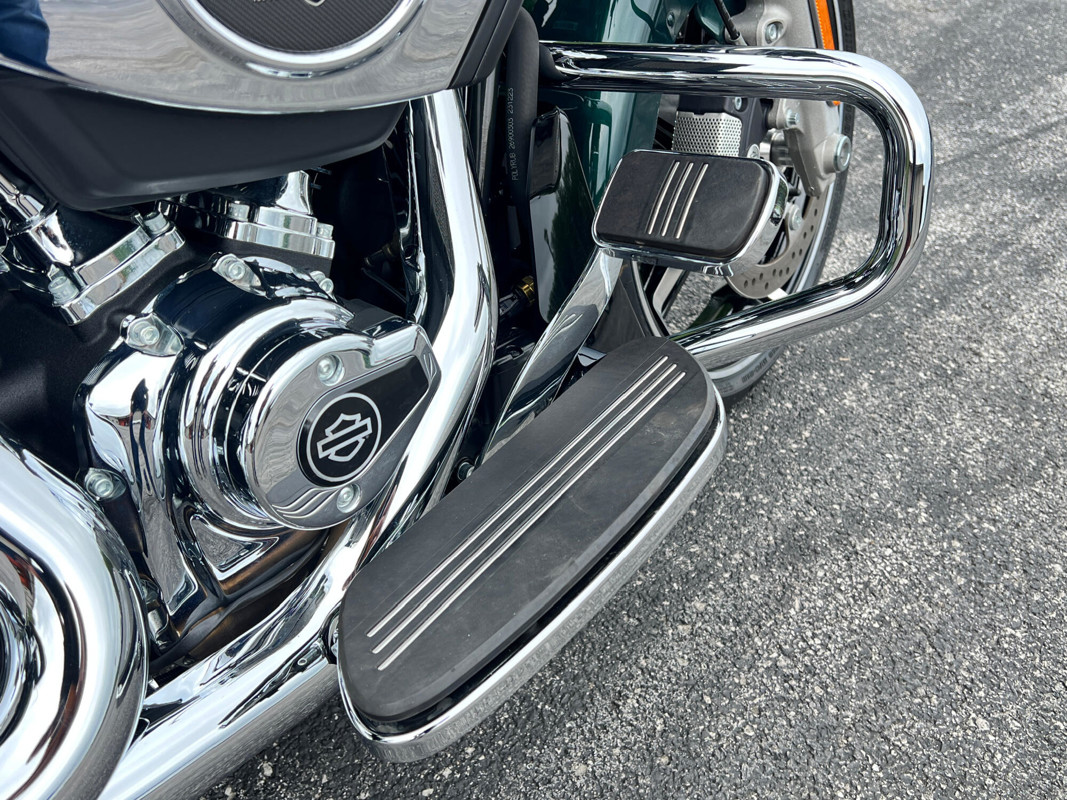 Street Glide®