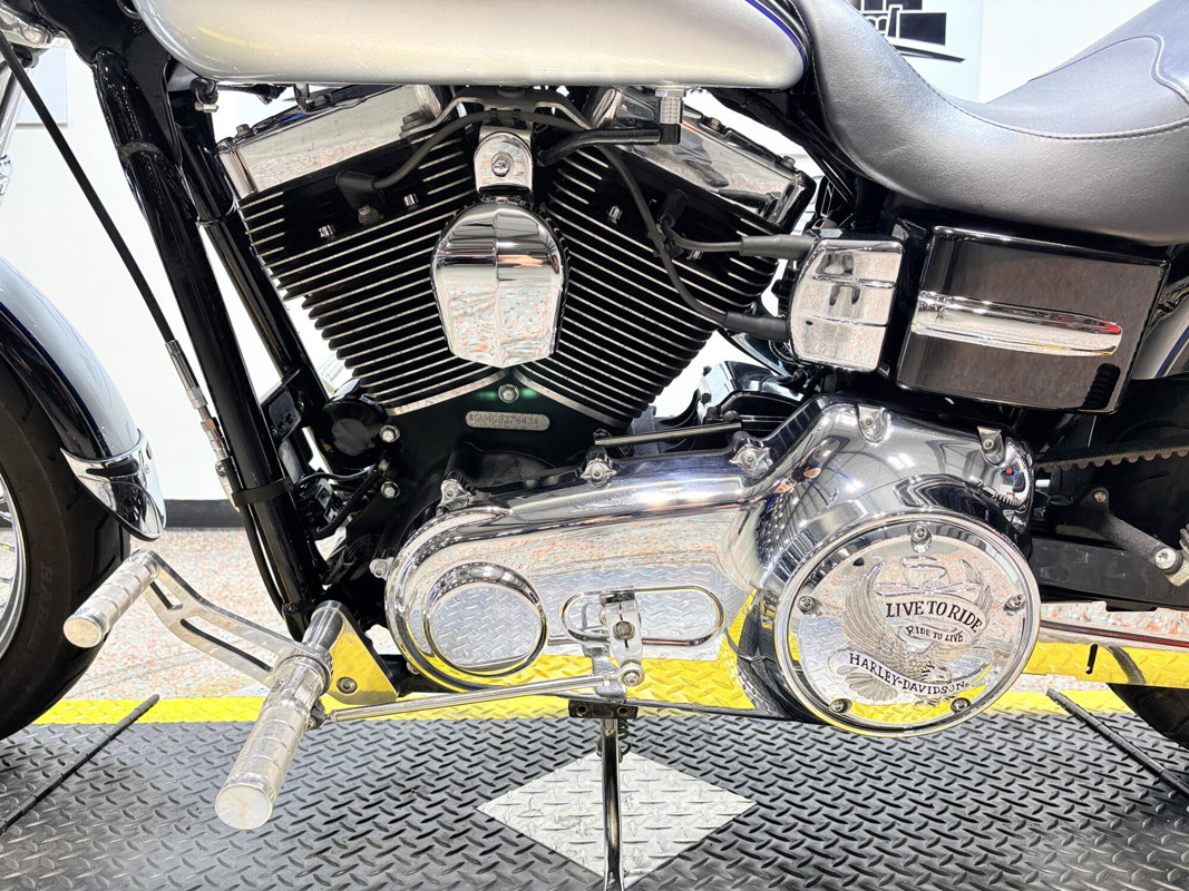 Dyna® Super Glide Custom