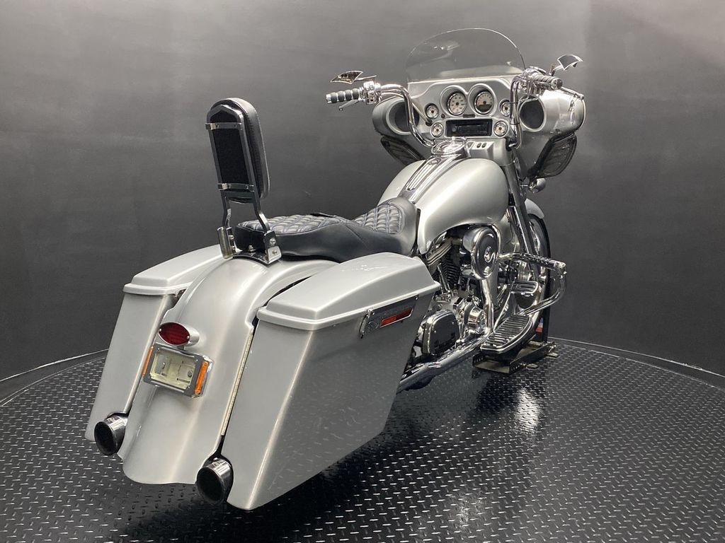 Electra Glide® Standard