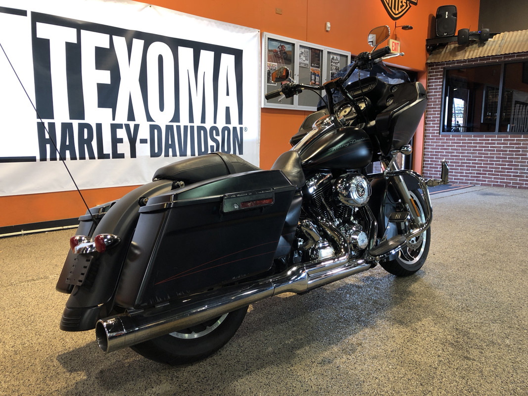 Road Glide® Custom