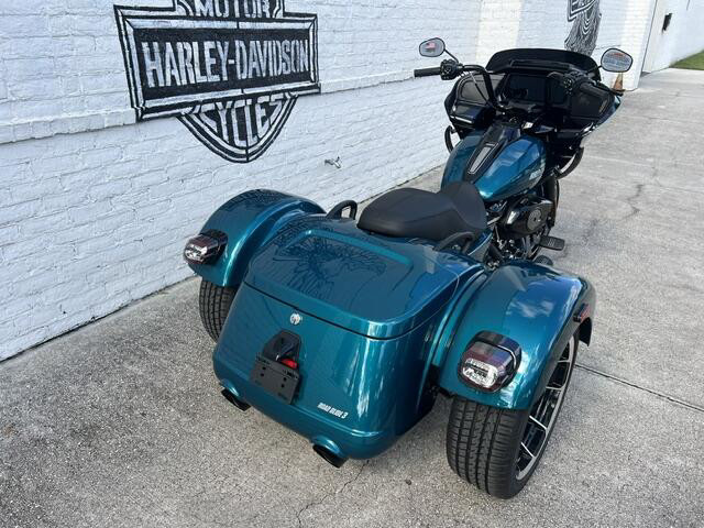 Road Glide® 3