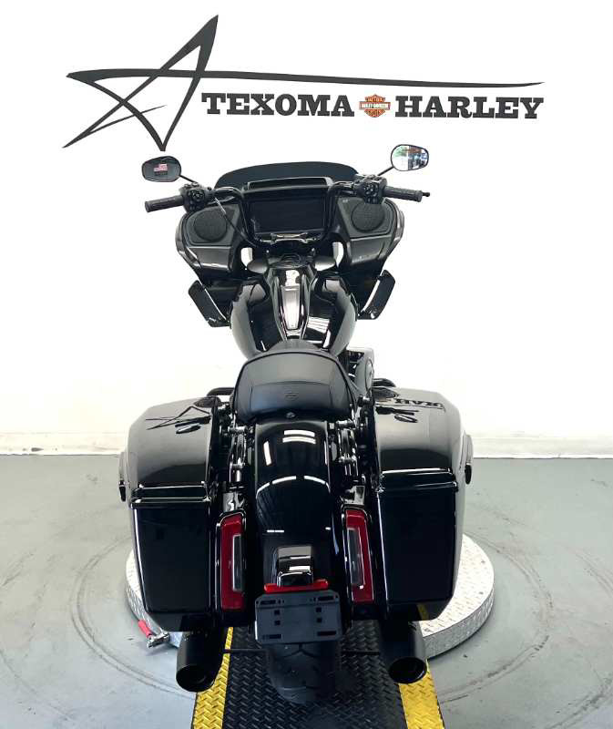 Road Glide®