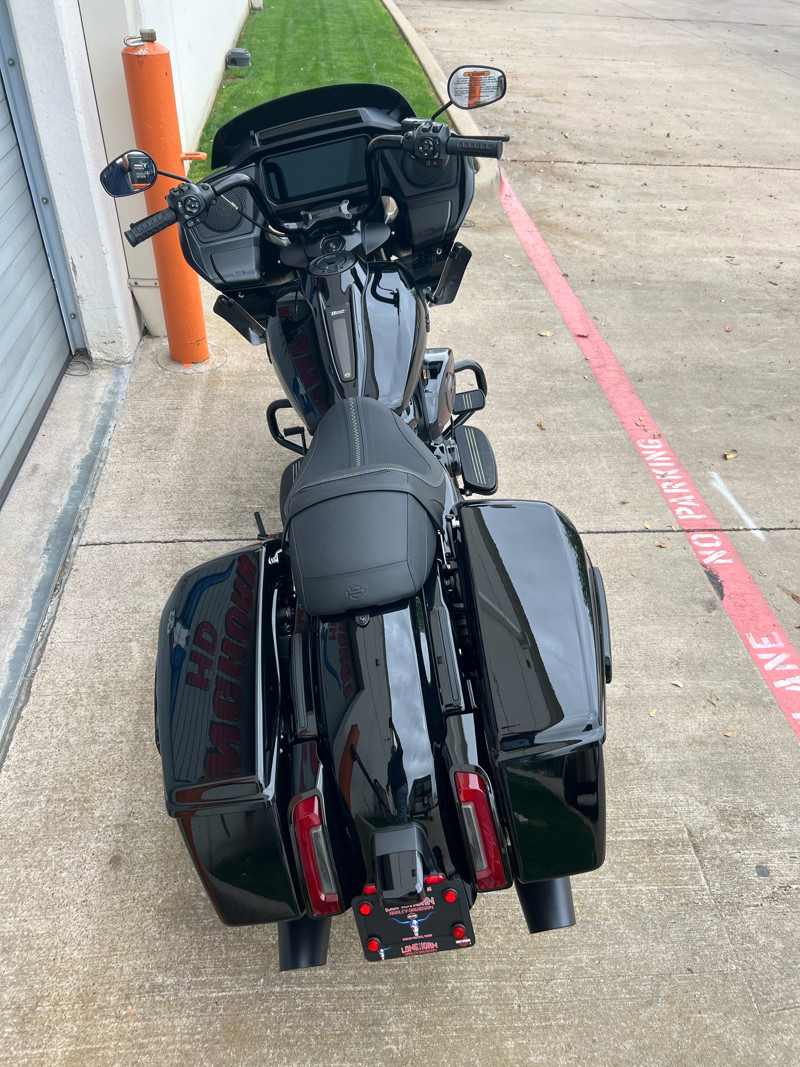 Road Glide®