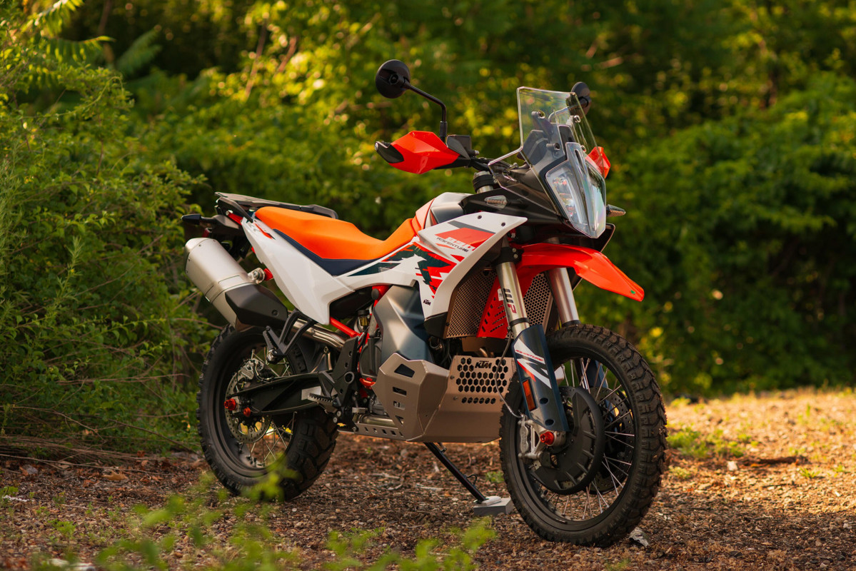 890 Adventure R
