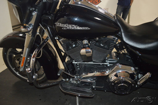 Street Glide®