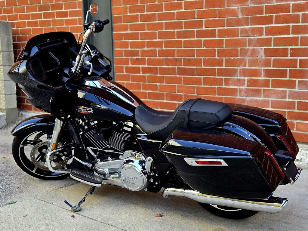 Road Glide®