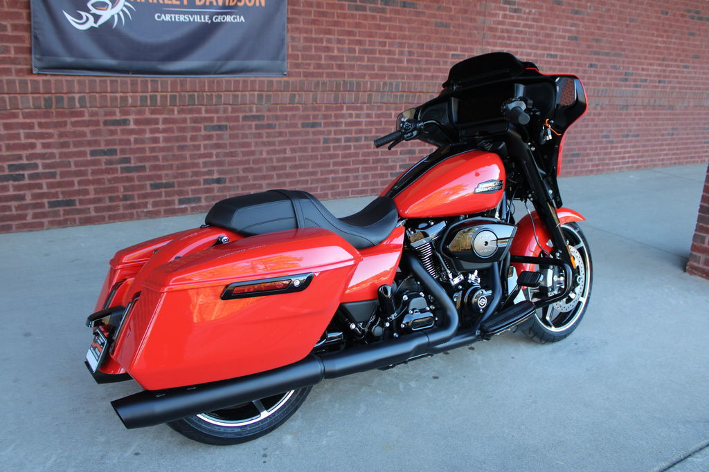 Street Glide®