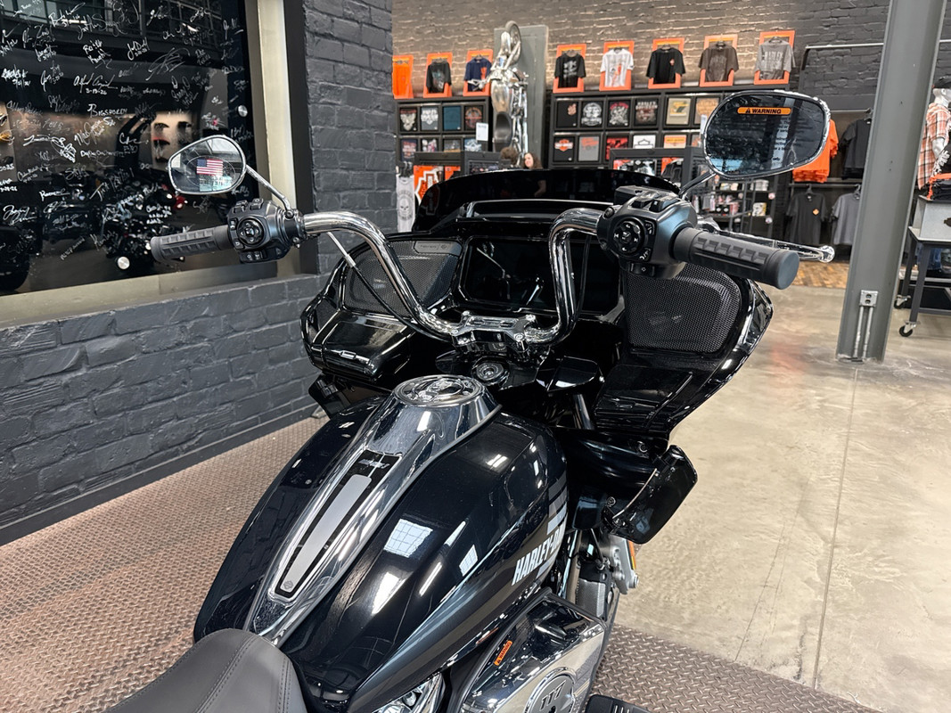 Road Glide® 3