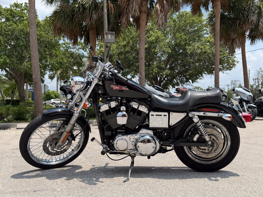 Sportster® 1200 Custom