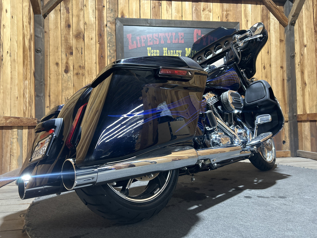CVO® Street Glide®