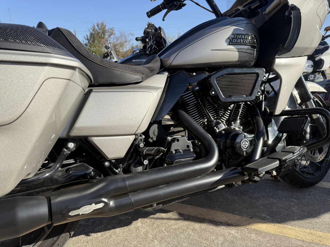 CVO® Road Glide®