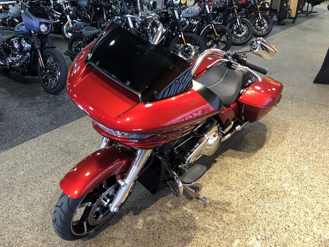 Road Glide®