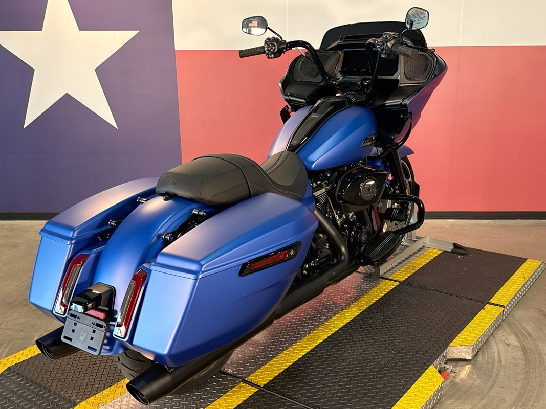 Road Glide®