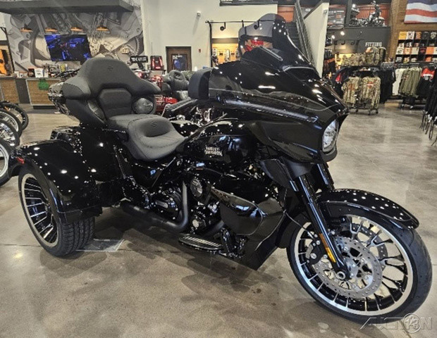 Street Glide® 3 Limited