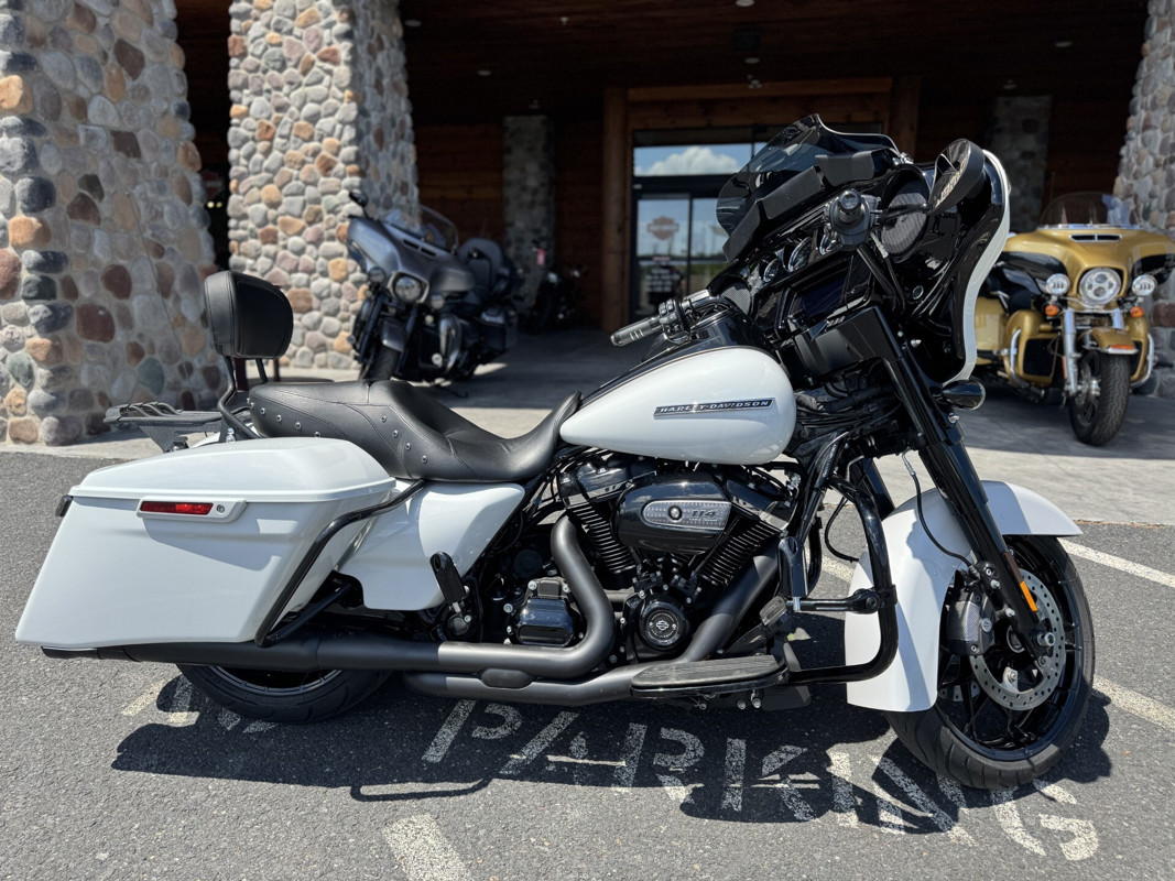 Street Glide® Special