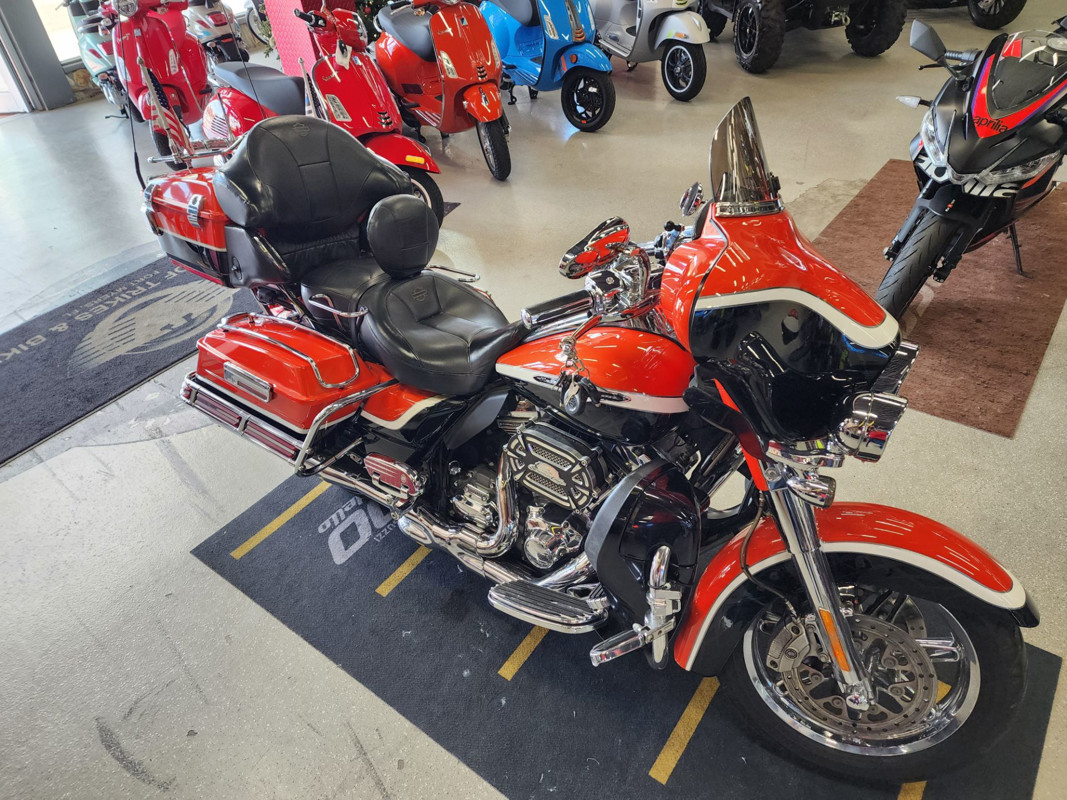CVO® Ultra Classic® Electra Glide®