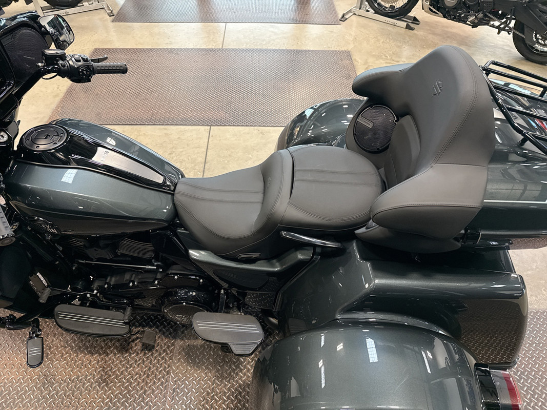 Street Glide® 3 Limited