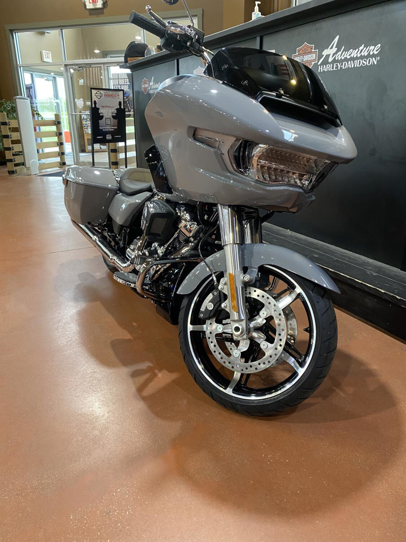 Road Glide®