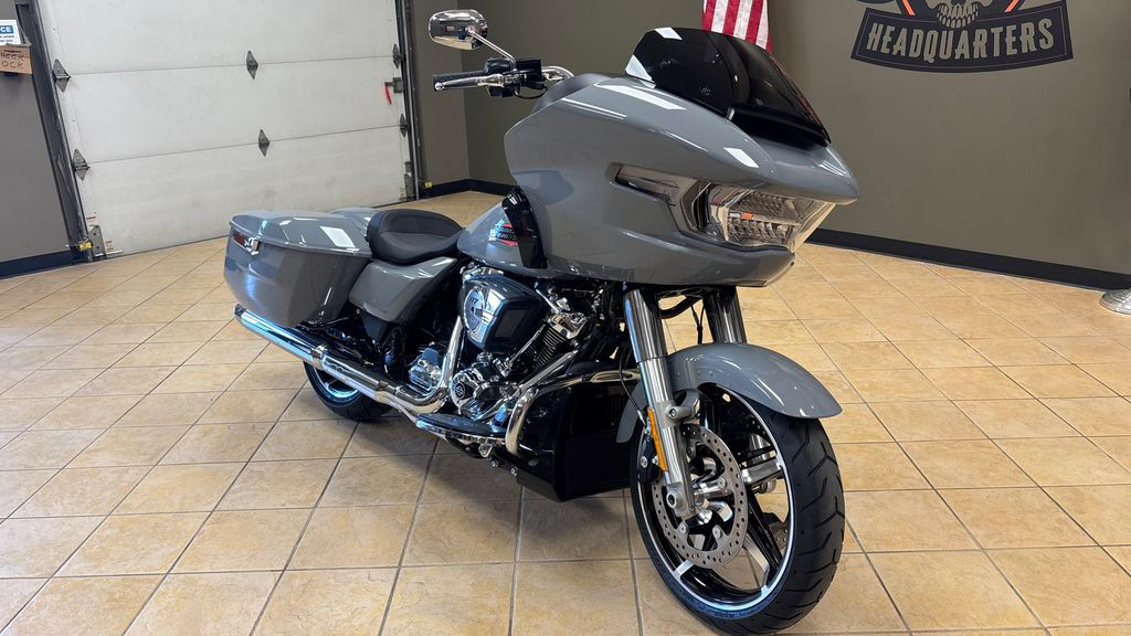 Road Glide®