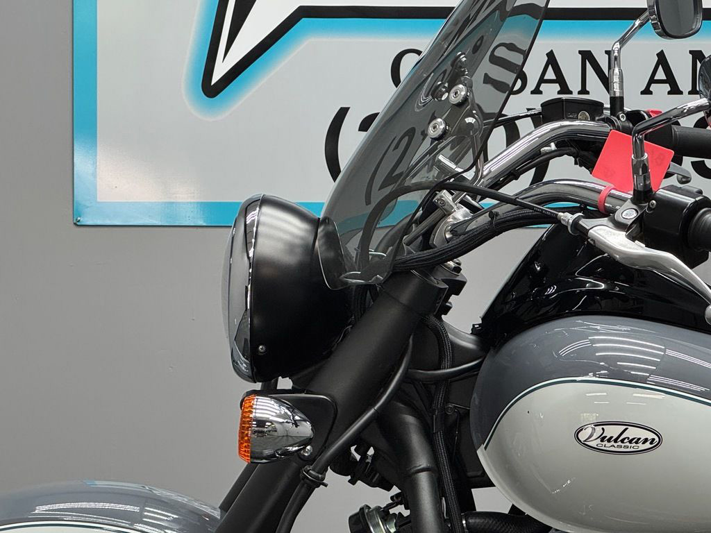 Vulcan 900 Classic
