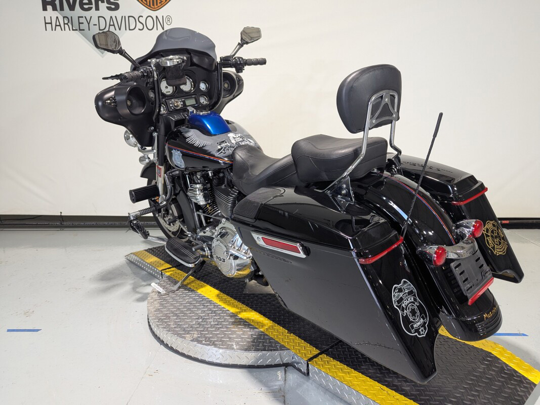 Street Glide®