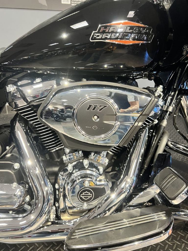 Road Glide®