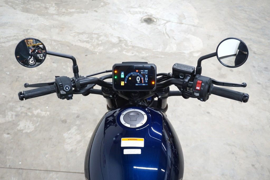 Rebel 1100