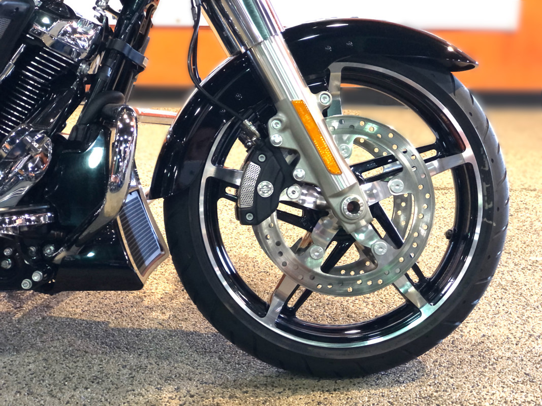 Street Glide®