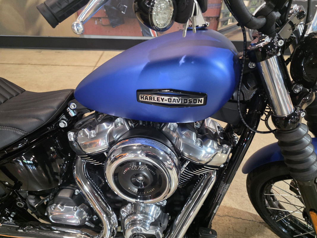 Street Bob®