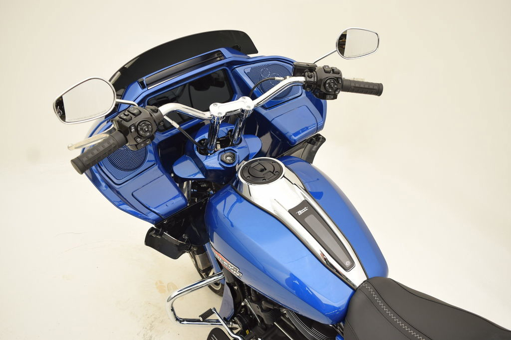 Road Glide®
