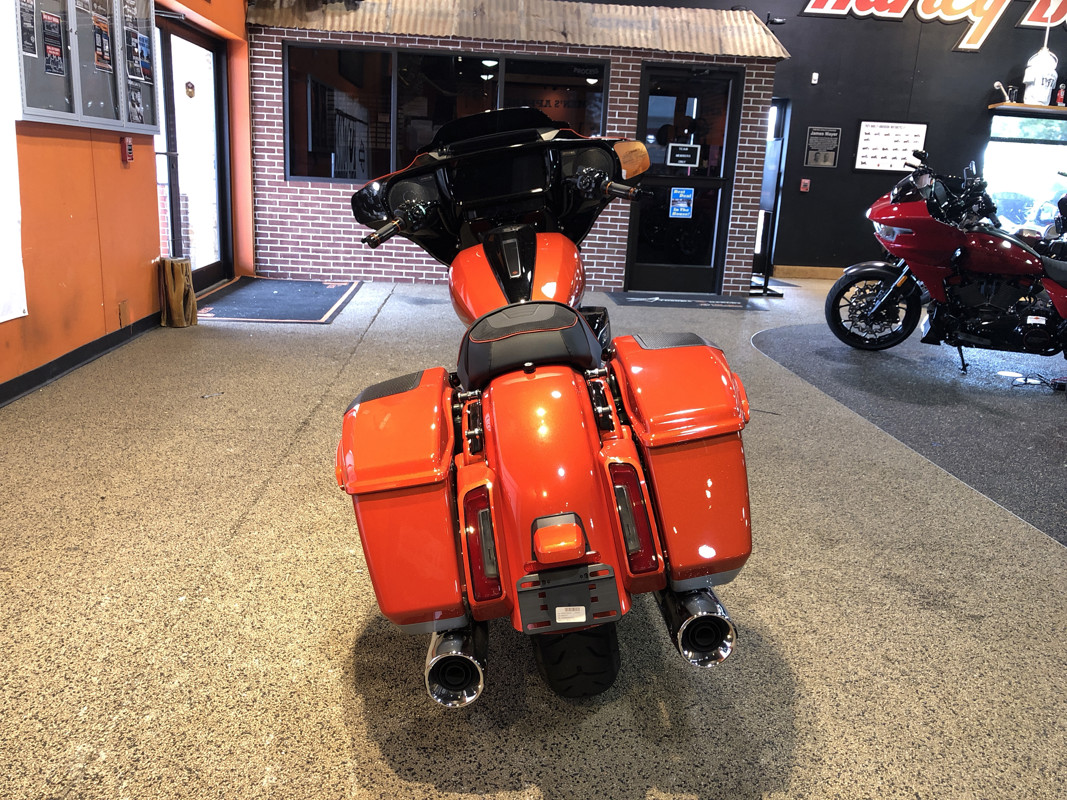 CVO® Street Glide®