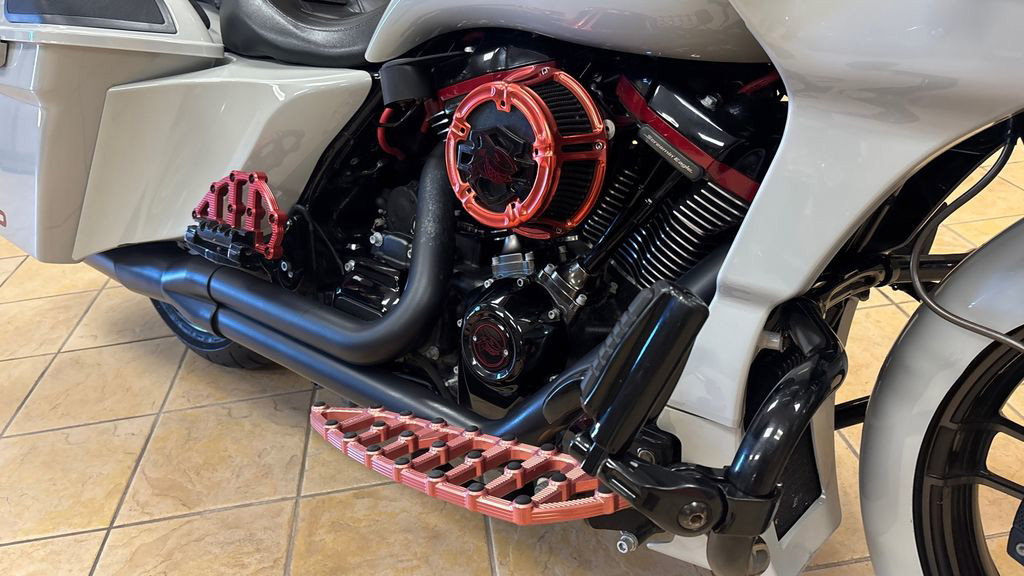 CVO® Road Glide®