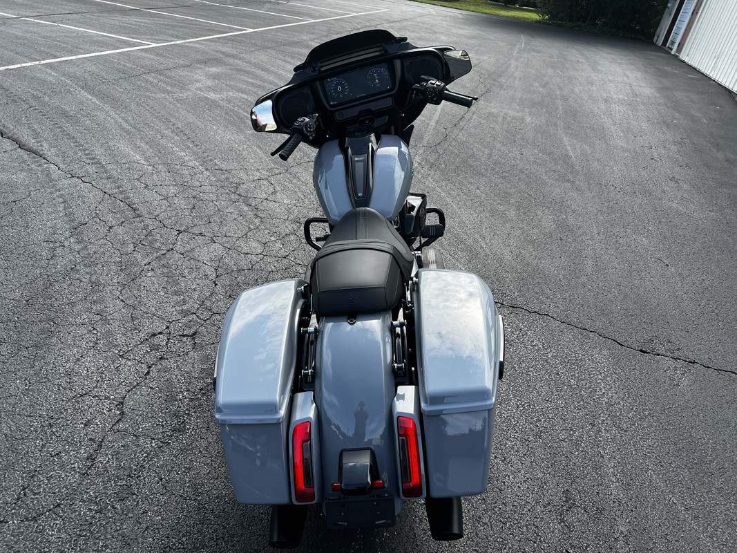 Street Glide®