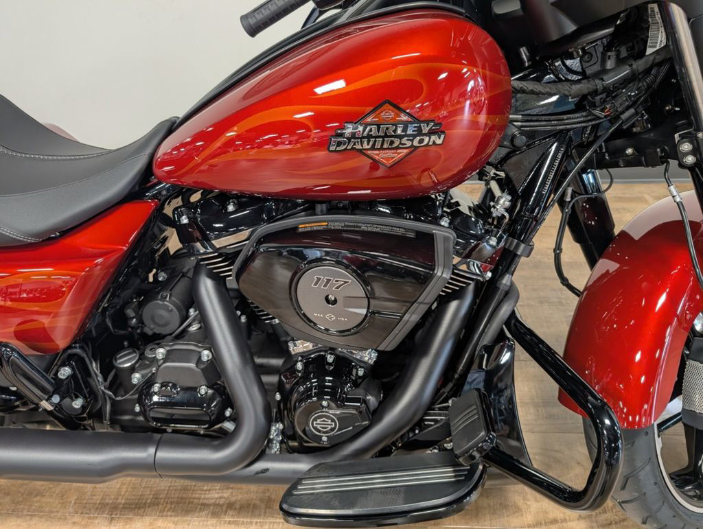 Street Glide®