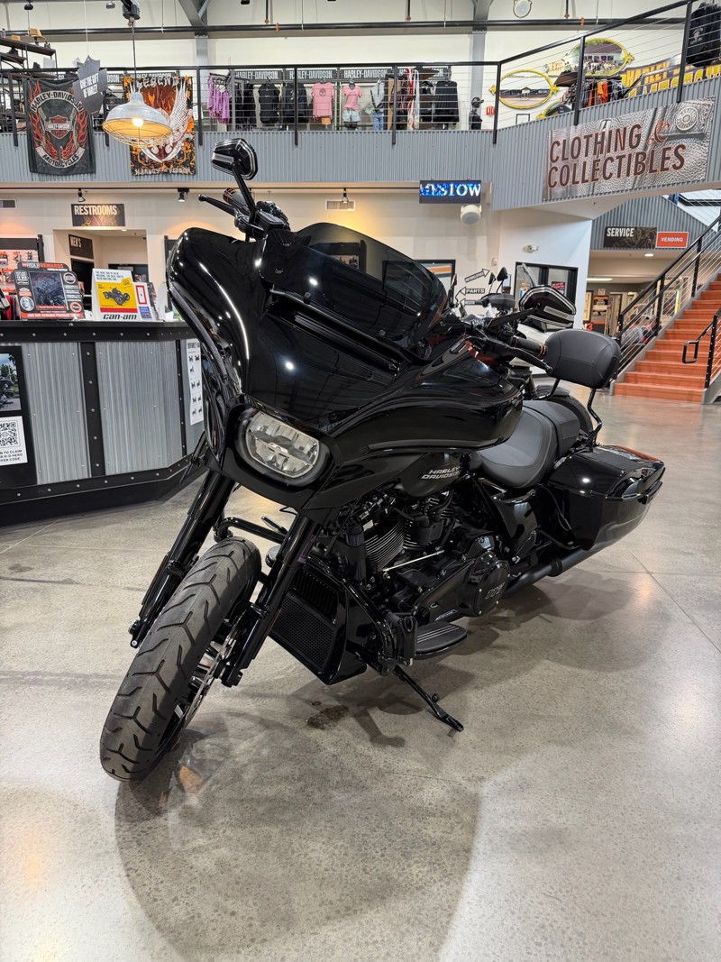 Street Glide®