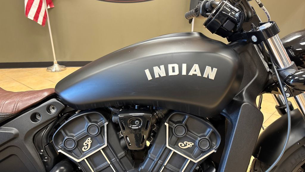 Scout Bobber Sixty