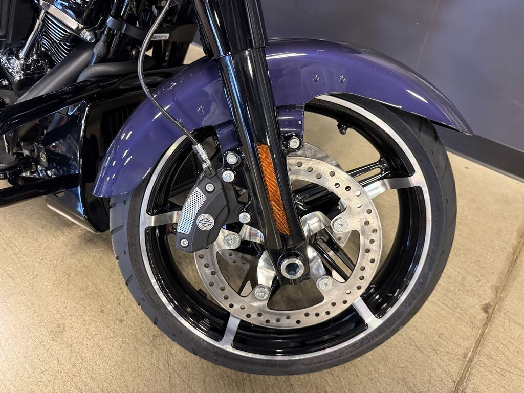 Road Glide®