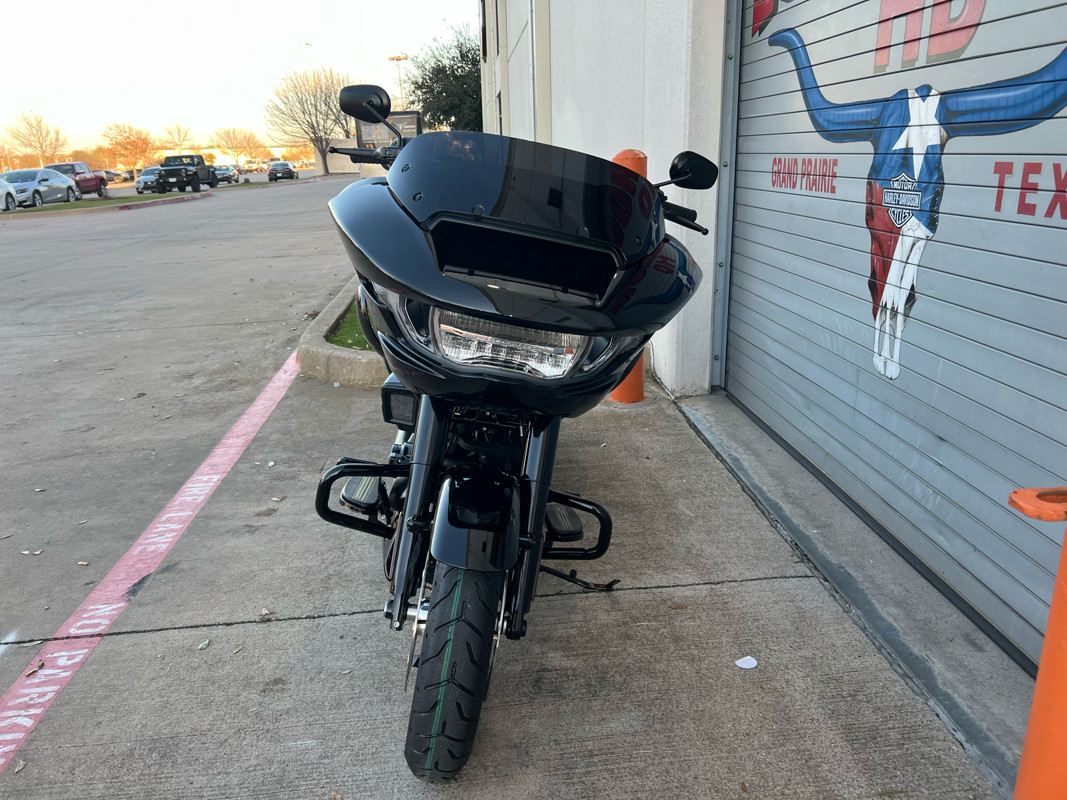 Road Glide®