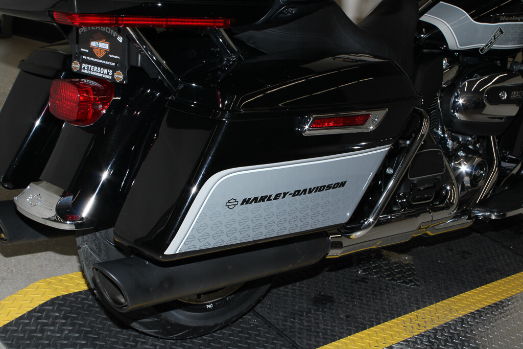 Road Glide® Ultra