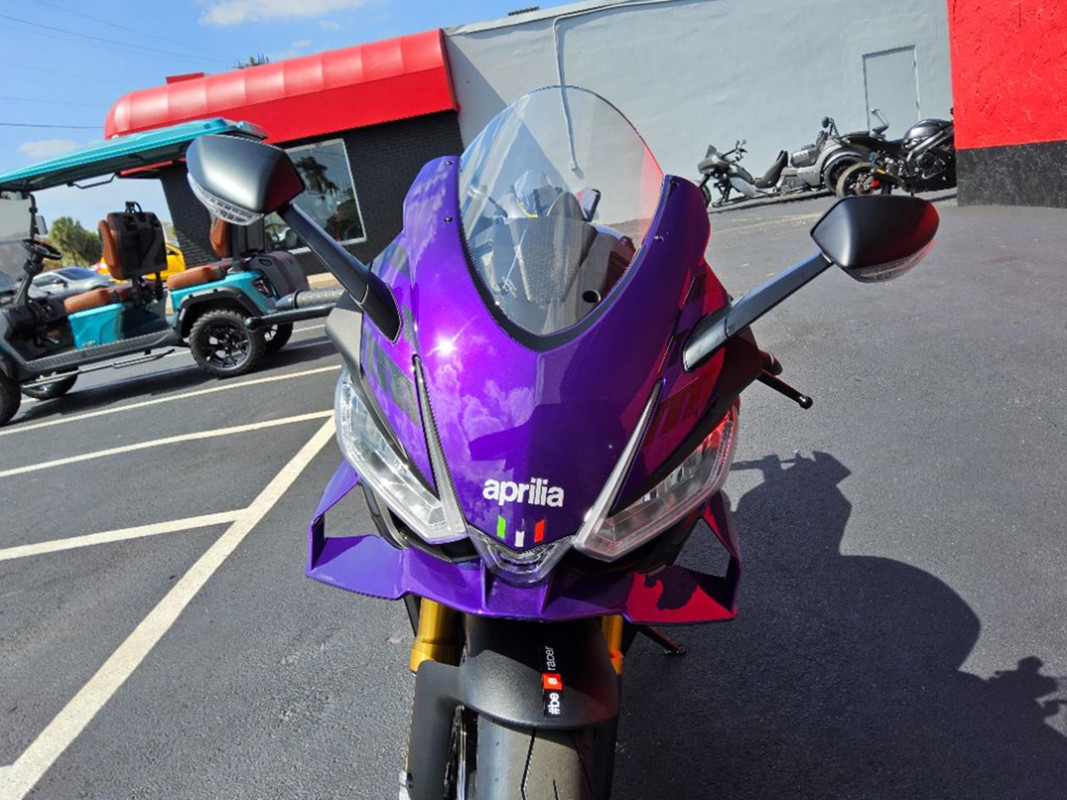 RSV4 1100