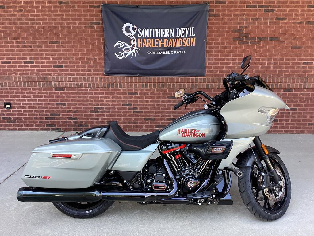 CVO® Road Glide® ST